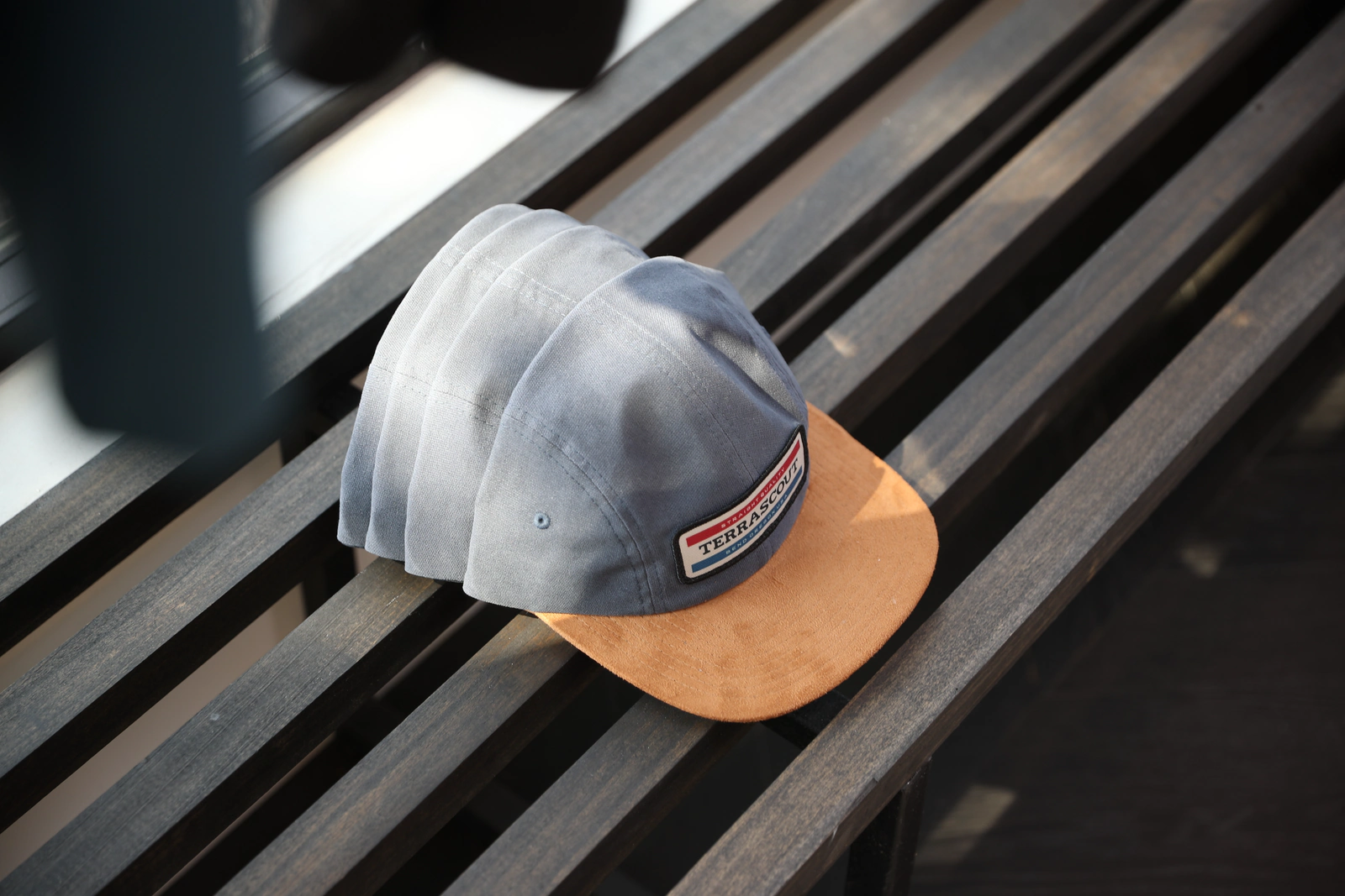 Headwear: Material, shape and woven badge